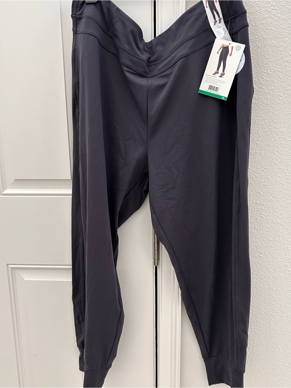Mondetta Women's Black Jogger Sweatpants